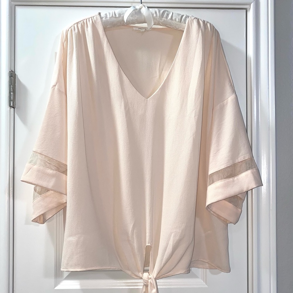 🌟🌟 2/$10 🌟🌟 Pink V Neck Blouse w/ Tie At Waist  XXL